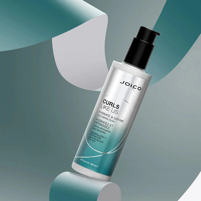 https://cdn.shopify.com/s/files/1/0915/0932/6199/files/joico-curls-like-us-hydrate-define-curl-creme-styler-200ml-6174679.webp?v=1781341465
