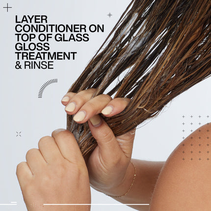 https://cdn.shopify.com/s/files/1/0915/0932/6199/files/redken-redken-acidic-color-gloss-conditioner.452004223.jpg?v=1755912553