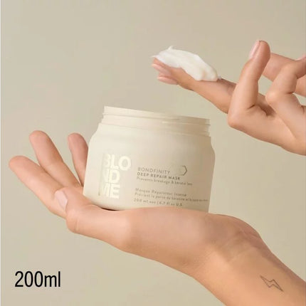 https://cdn.shopify.com/s/files/1/0915/0932/6199/files/schwarzkopf-professional-schwarzkopf-deep-repair-mask.477336301.webp?v=1755911999