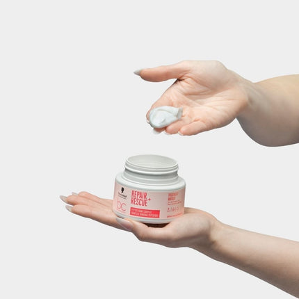 https://cdn.shopify.com/s/files/1/0915/0932/6199/files/schwarzkopf-repair-rescue-treatment-500ml-8440959.jpg?v=1782295395