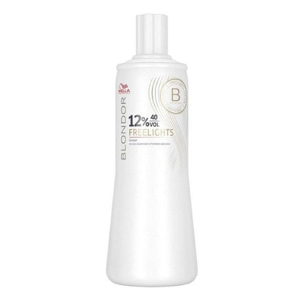 https://cdn.shopify.com/s/files/1/0915/0932/6199/files/wella-wella-blondor-freelights-developer.429898300.jpg?v=1755913096