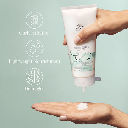 https://cdn.shopify.com/s/files/1/0915/0932/6199/files/wella-wella-nutricurls-detangling-conditioner.452377634.webp?v=1755913120