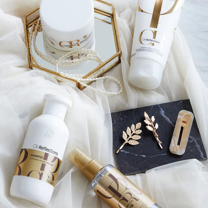 https://cdn.shopify.com/s/files/1/0915/0932/6199/files/wella-wella-oil-reflections-luminous-smoothening-oil.452349442.webp?v=1755913123